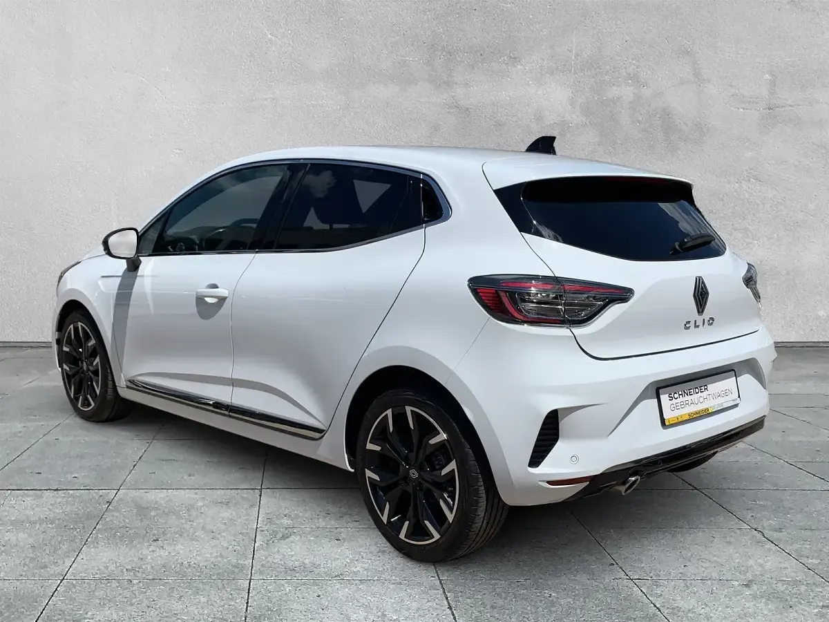Gebraucht Renault Clio V Techno 91 PS (66 kW) 2024 Weiß Limousine