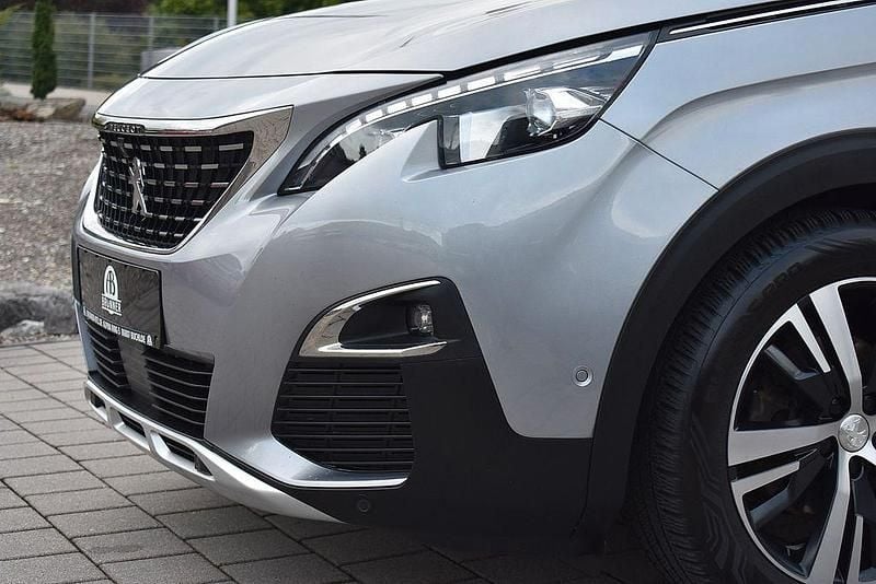 Gebraucht Peugeot 5008 Allure 179 PS (131 kW) 2019 Grau Van / Kleinbus