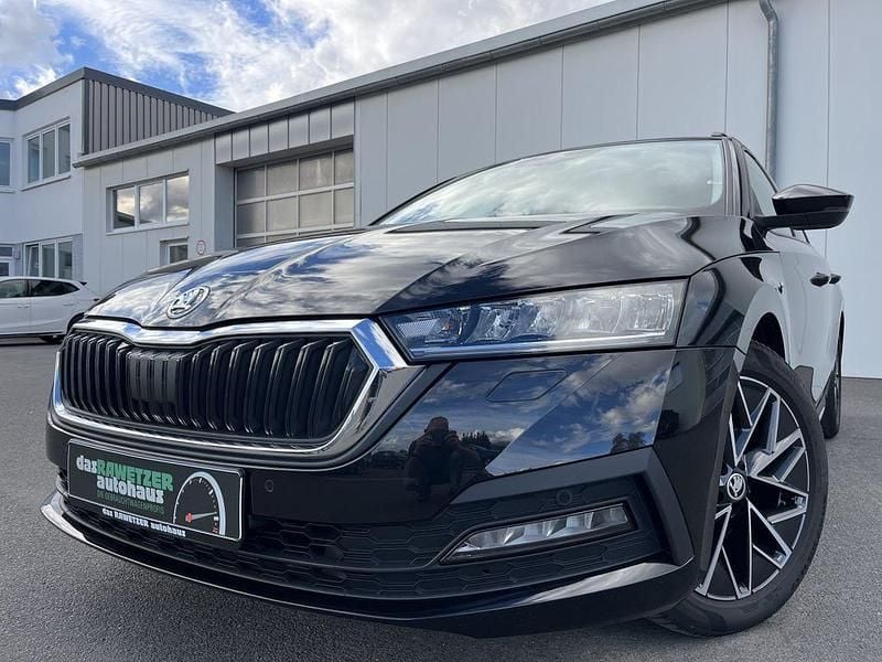 Schwarz Gebraucht 2022 Skoda Octavia Clever Kombi | 21.860 € (Guter Preis) - Bild 1/4