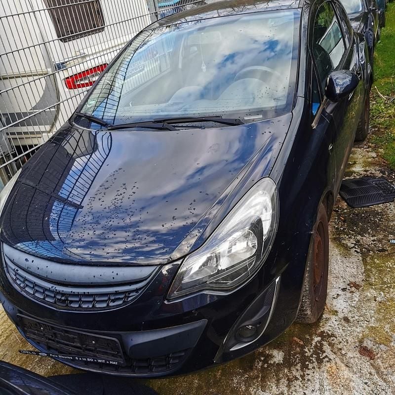 Gebraucht Opel Corsa Eco 85 PS (62 kW) 2013 Schwarz Kleinwagen