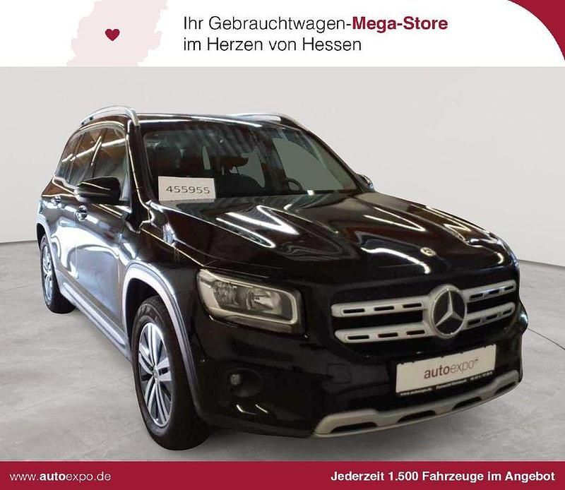 Nachtschwarz Gebraucht 2021 Mercedes GLB200 Style SUV | 25.990 € (Guter Preis) - Bild 1/4