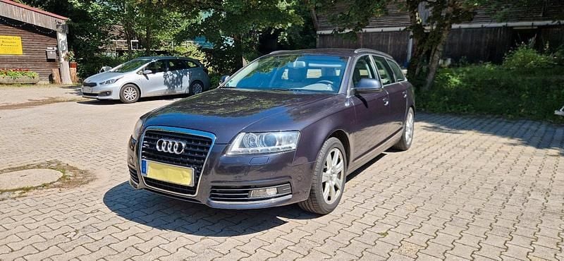 Grau Gebraucht 2009 Audi A6 Kombi | 4.300 € (Superpreis) - Bild 1/4