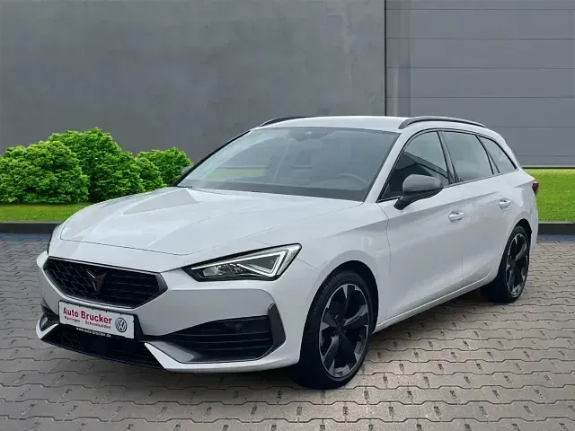 Gebraucht Cupra Leon 150 PS (110 kW) 2024 Weiss Kombi