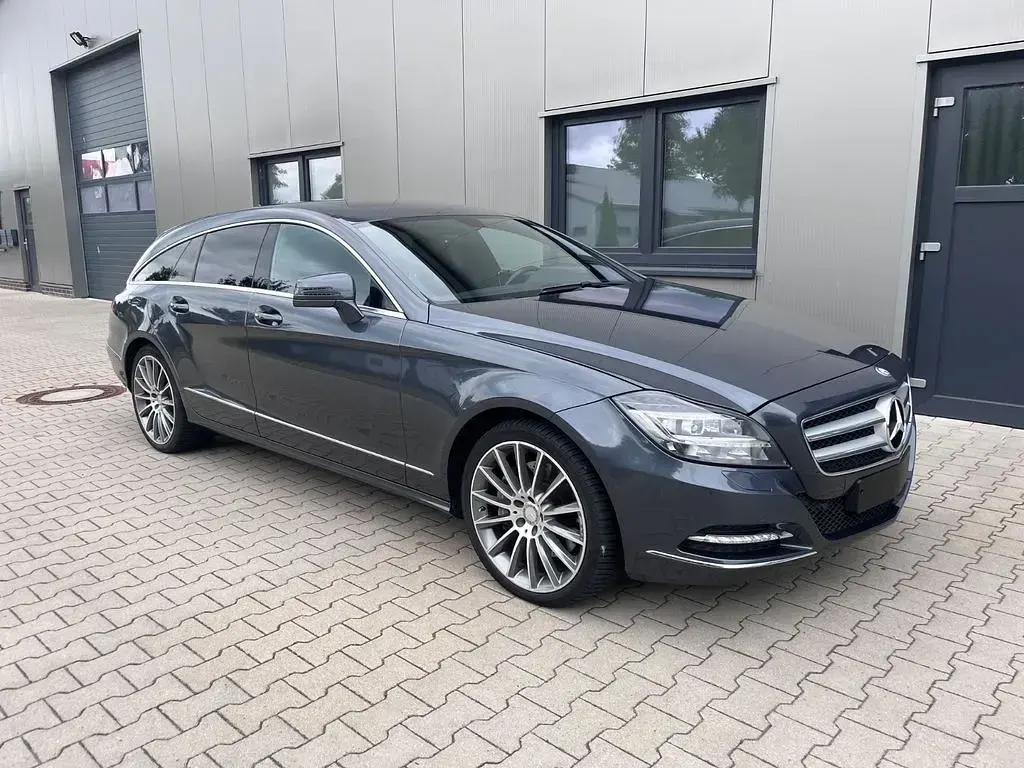 Gebraucht Mercedes CLS350 Shooting Brake 265 PS (194 kW) 2014 Grau Kombi