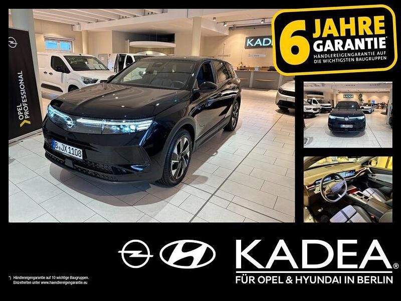 Lackierung schwarz perla nera/typ a Gebraucht 2024 Opel Grandland X SUV | 35.990 € (Teuer) - Bild 1/4