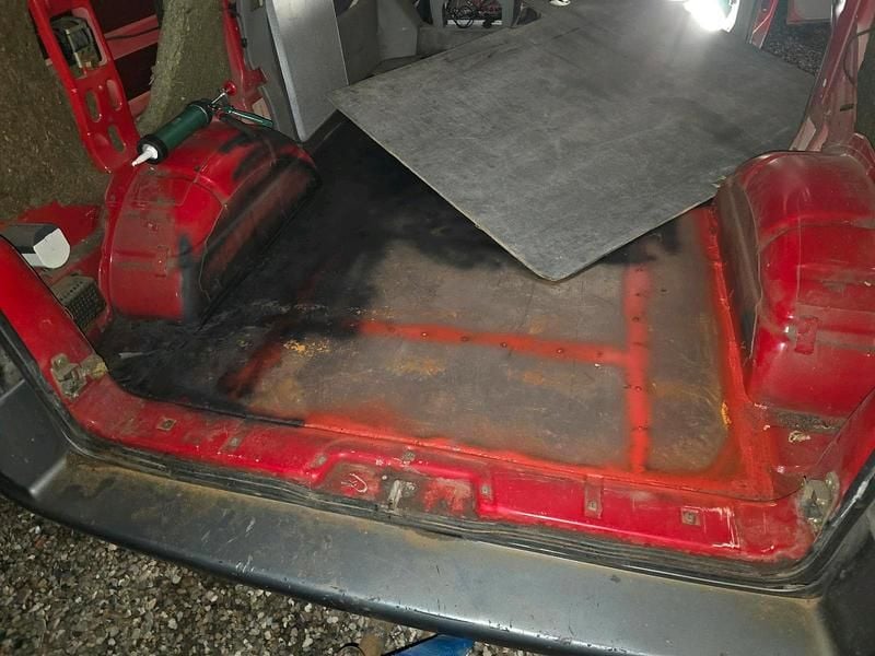 Gebraucht VW T4 68 PS (50 kW) 1996 Rot Van