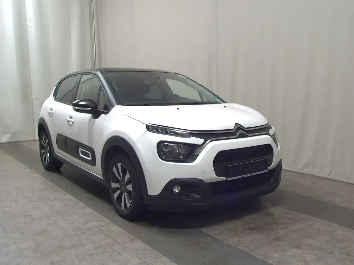 Gebraucht Citroën C3 Shine 83 PS (61 kW) 2022 Weiss Kleinwagen