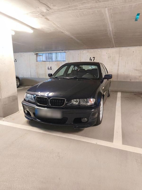 Gebraucht BMW 330 Sport Line 231 PS (169 kW) 2004 Blau Limousine