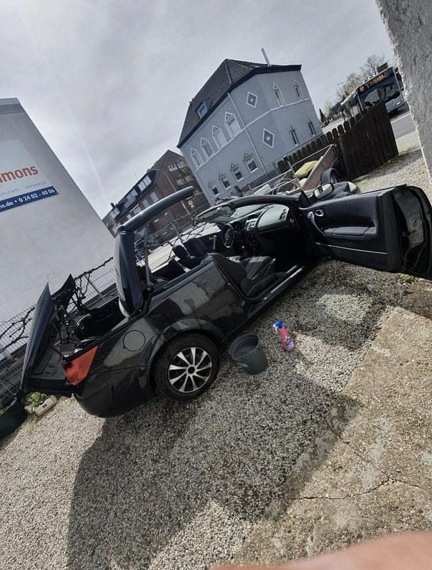 Schwarz Gebraucht 2008 Renault Mégane Cabriolet Avantage Cabrio | 3.390 € (Fairer Preis) - Bild 1/4