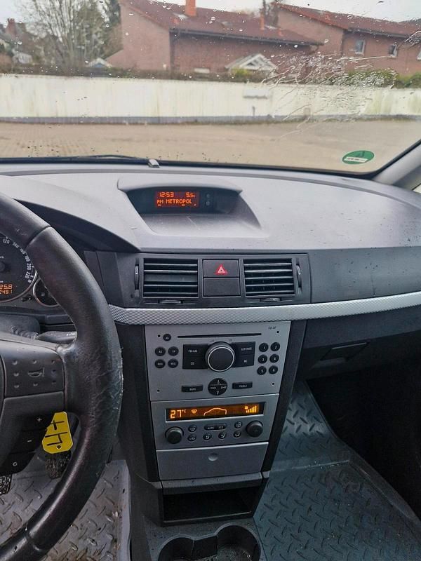 Gebraucht Opel Meriva 101 PS (74 kW) 2006 Schwarz Van / Kleinbus