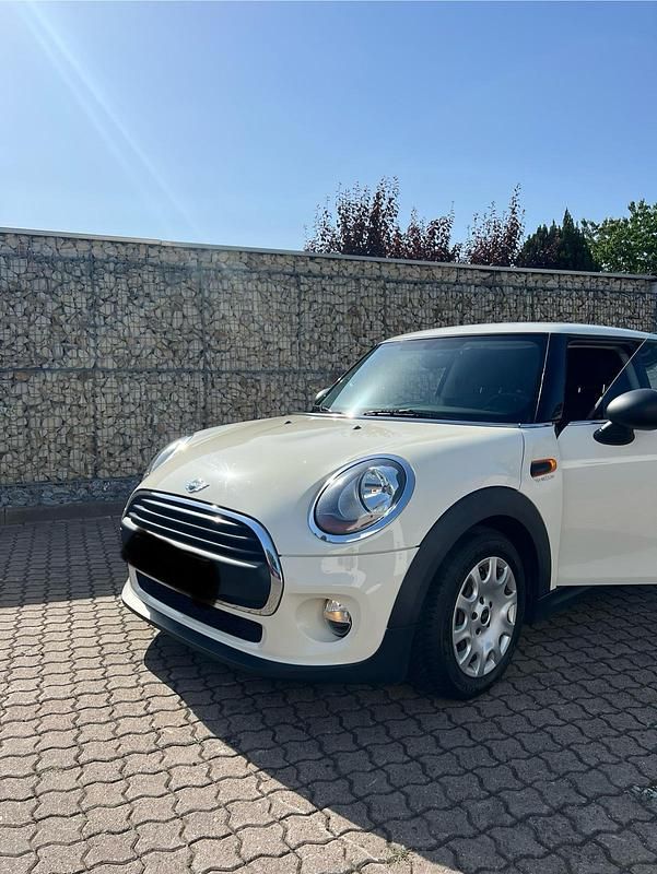 Beige Gebraucht 2015 Mini ONE Kleinwagen | 8.499 € - Bild 1/4