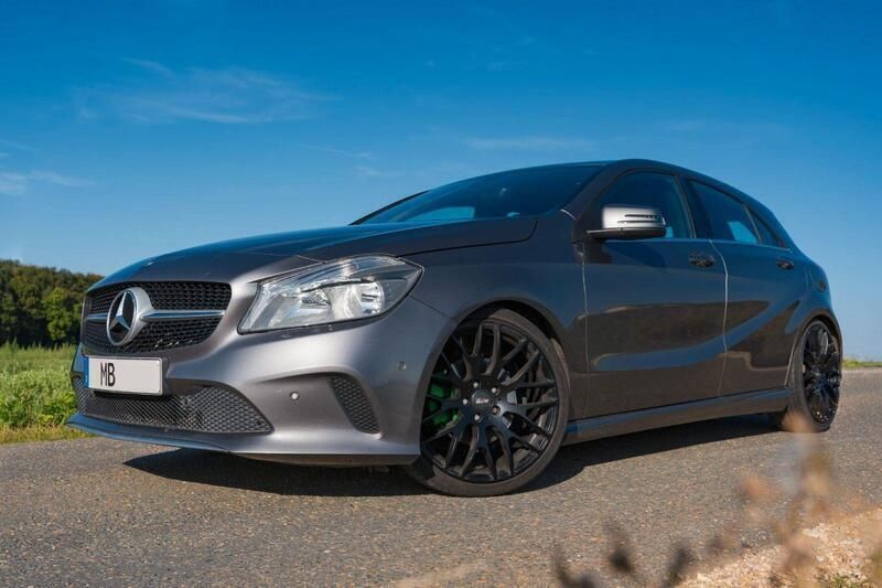 Grau Gebraucht 2015 Mercedes A200 Limousine | 14.000 € (Fairer Preis) - Bild 1/4