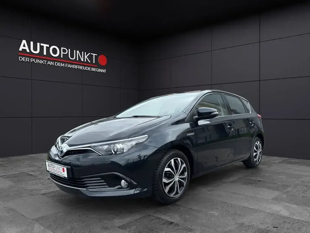 Gebraucht Toyota Auris Hybrid 99 PS (72 kW) 2016 Schwarz Limousine