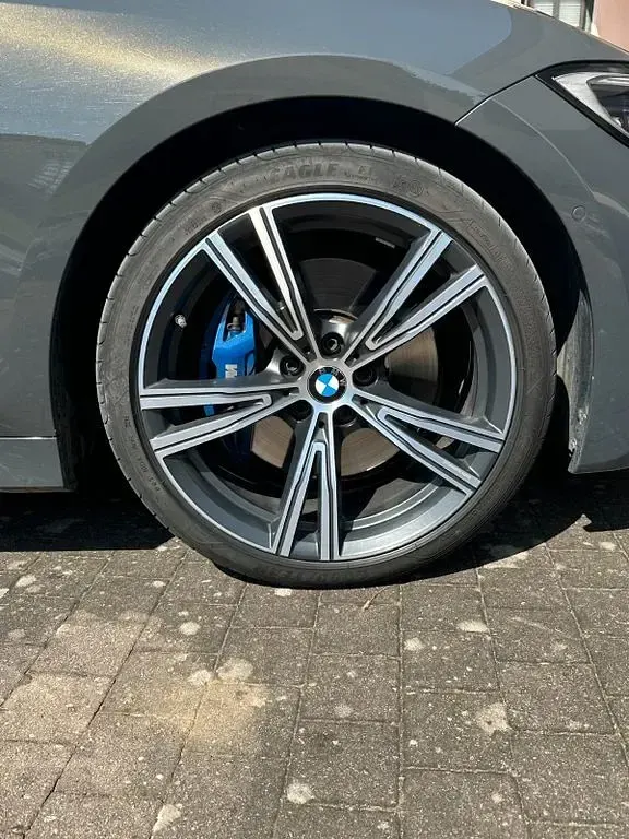 Gebraucht BMW 320 M Sport 190 PS (139 kW) 2019 Grau Limousine