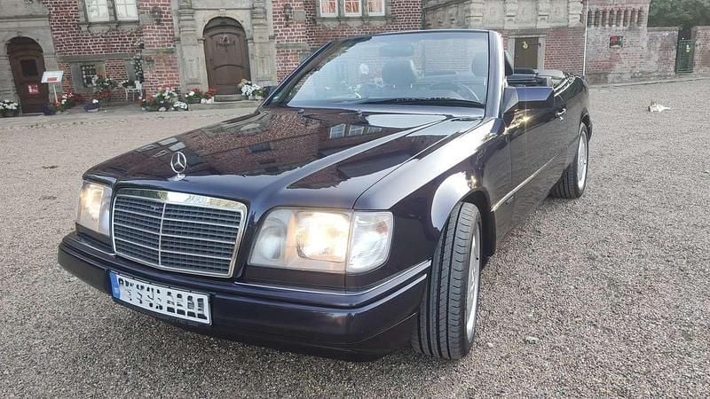 Gebraucht Mercedes E220 Edition 150 PS (110 kW) 1997 Cabrio