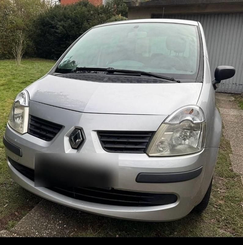 Usata Renault Modus 74 CV (54 kW) 2007 Argento Monovolume