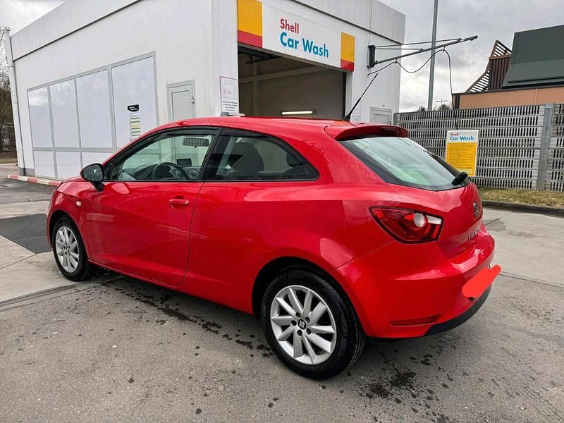 Gebraucht Seat Ibiza Style 69 PS (50 kW) 2014 Rot Kleinwagen
