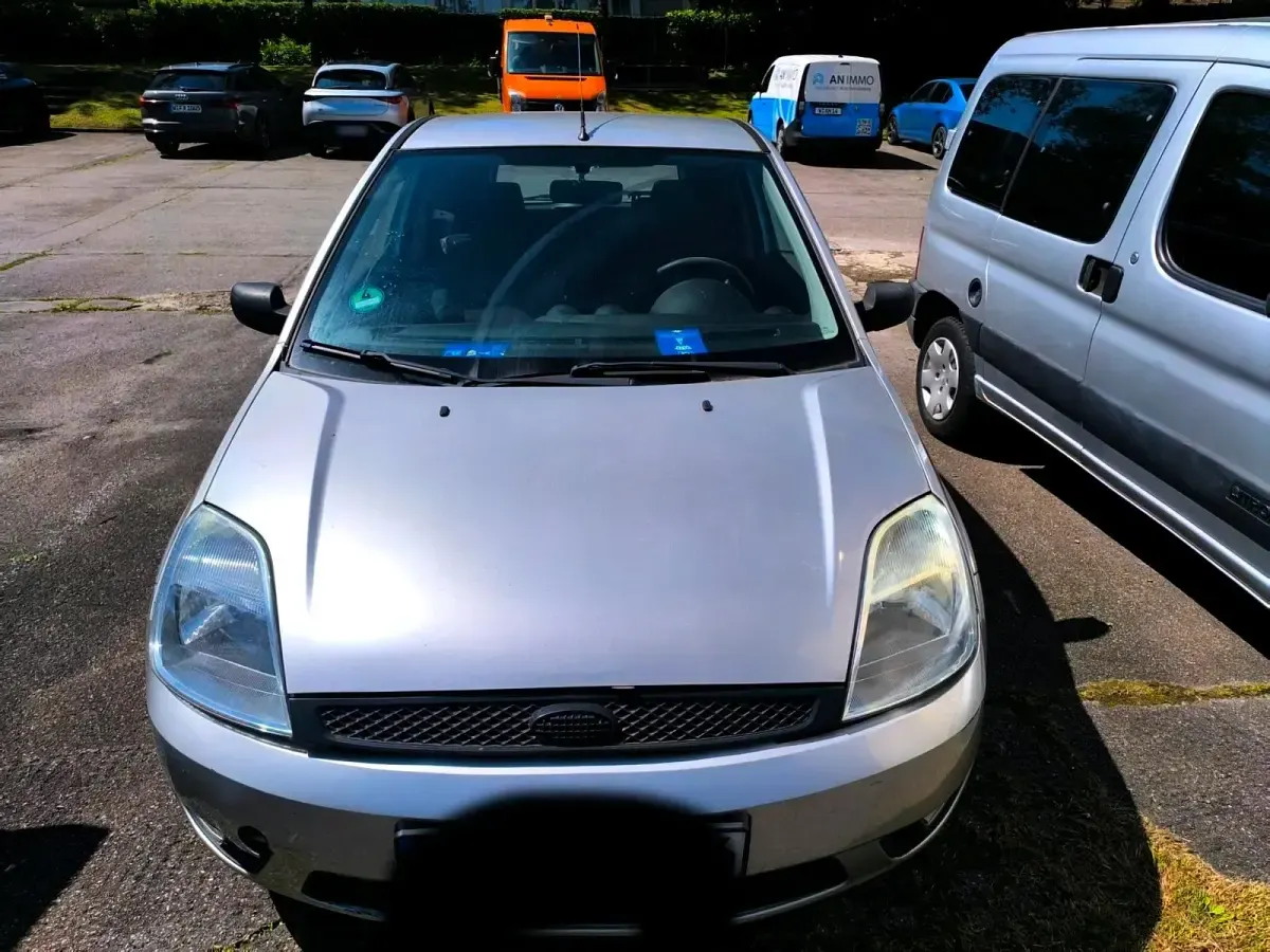 Gebraucht Ford Fiesta 67 PS (49 kW) 2005 Kleinwagen