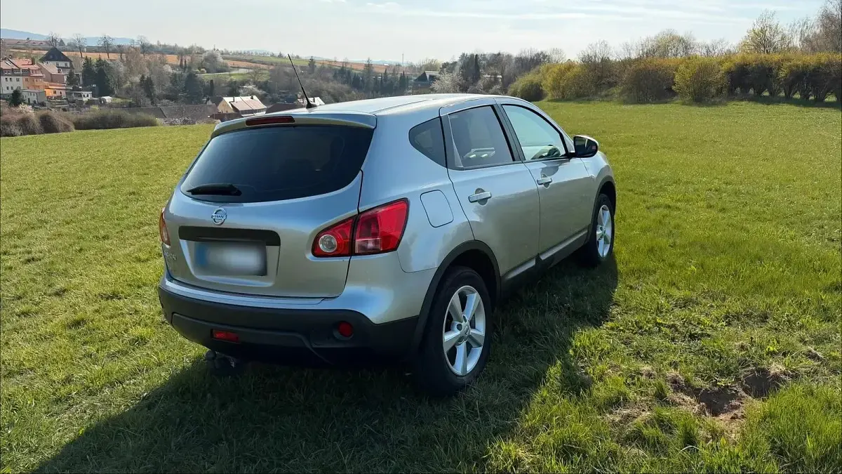 Gebraucht Nissan Qashqai 115 PS (84 kW) 2007 Silber SUV