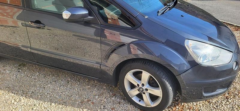 Gebraucht Ford S-MAX 130 PS (95 kW) 2007 Grau Van / Kleinbus