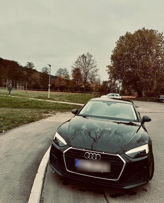 Schwarz Gebraucht 2021 Audi A5 Sportback Comfort Coupé | 27.500 € (Superpreis) - Bild 1/4