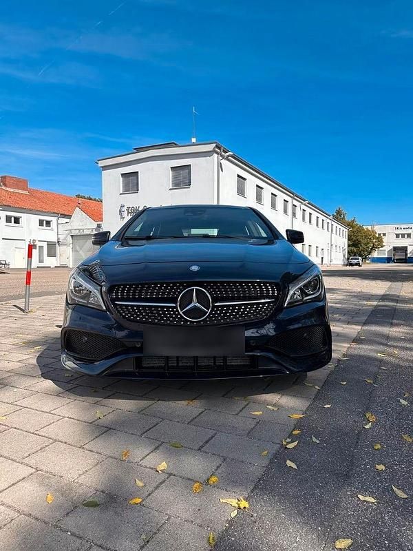 Gebraucht Mercedes CLA250 211 PS (155 kW) 2017 Limousine