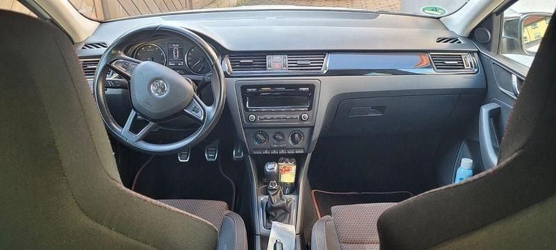 Gebraucht Skoda Rapid Style 105 PS (77 kW) 2014 Weiß Kleinwagen