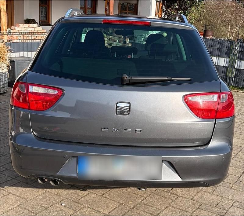 Gebraucht Seat Exeo 143 PS (105 kW) 2013 Grau Kombi