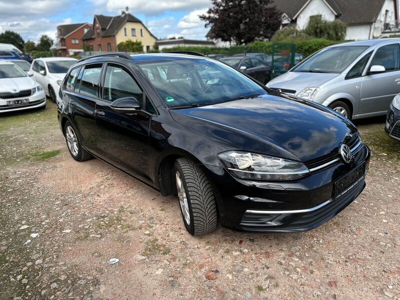 Schwarz Gebraucht 2019 VW Golf VII Comfortline Kombi | 11.294 € (Fairer Preis) - Bild 1/4