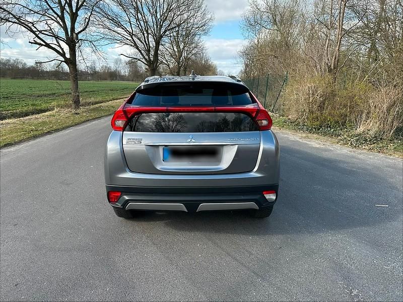 Gebraucht Mitsubishi Eclipse 163 PS (119 kW) 2020 Grau Kombi