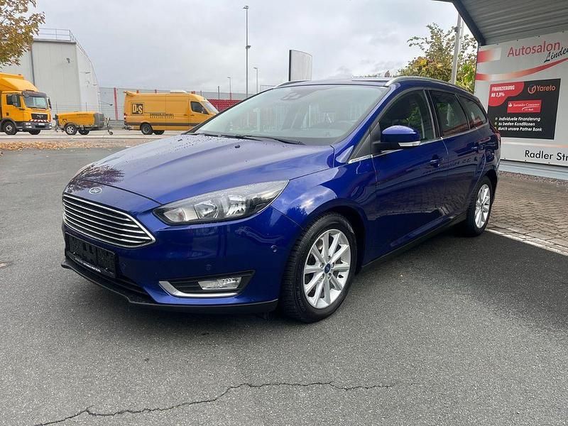Blau Gebraucht 2016 Ford Focus Titanium Limousine | 6.500 € (Guter Preis) - Bild 1/4