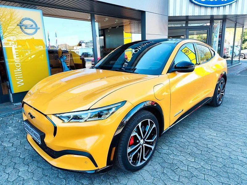 Gebraucht Ford Mustang Mach-E Premium 258 kW (351 PS) 2023 Orange SUV