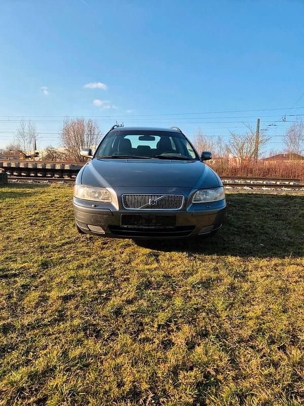 Gebraucht Volvo V70 185 PS (136 kW) 2006 Grau Kombi