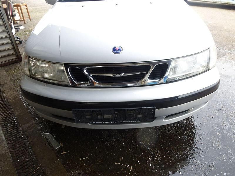 Usata Saab 9-5 200 CV (147 kW) 2000 Argento Berlina