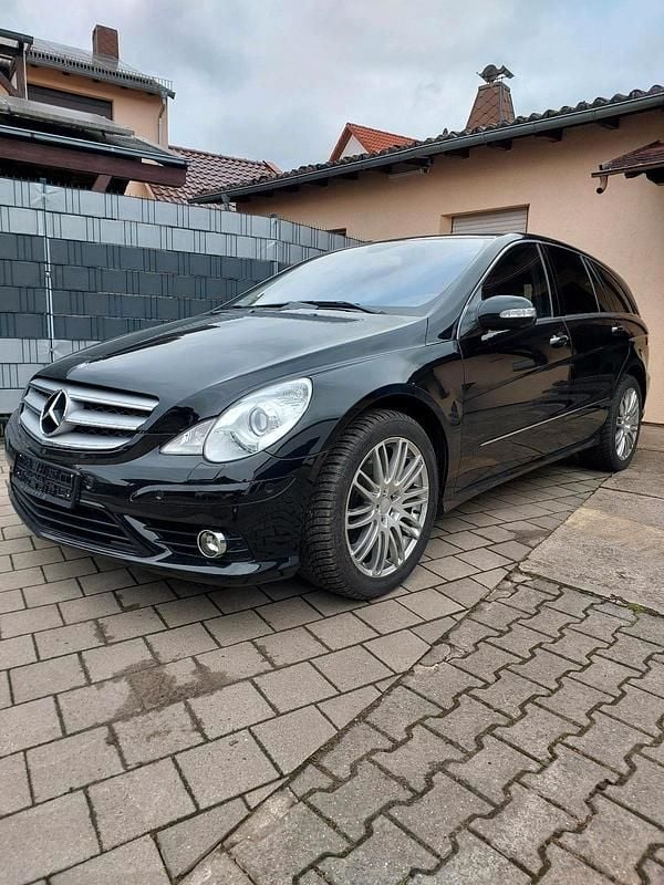 Gebraucht Mercedes R500 388 PS (285 kW) 2009 Schwarz Van / Kleinbus