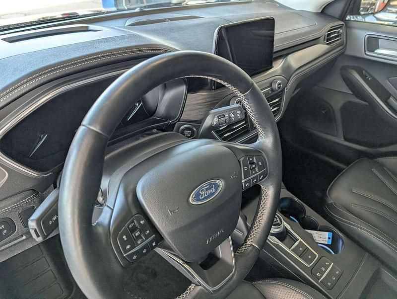 Używany Ford Focus Vignale 150 KM (110 kW) 2020 Czarny Kombi