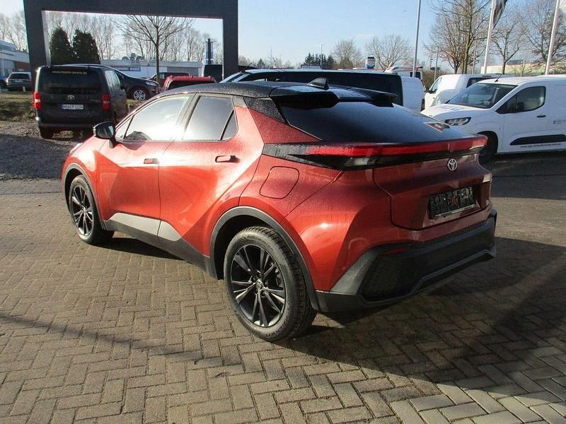 Gebraucht Toyota C-HR 223 PS (164 kW) 2025 Metal oxide (4z3)/ black (202) SUV