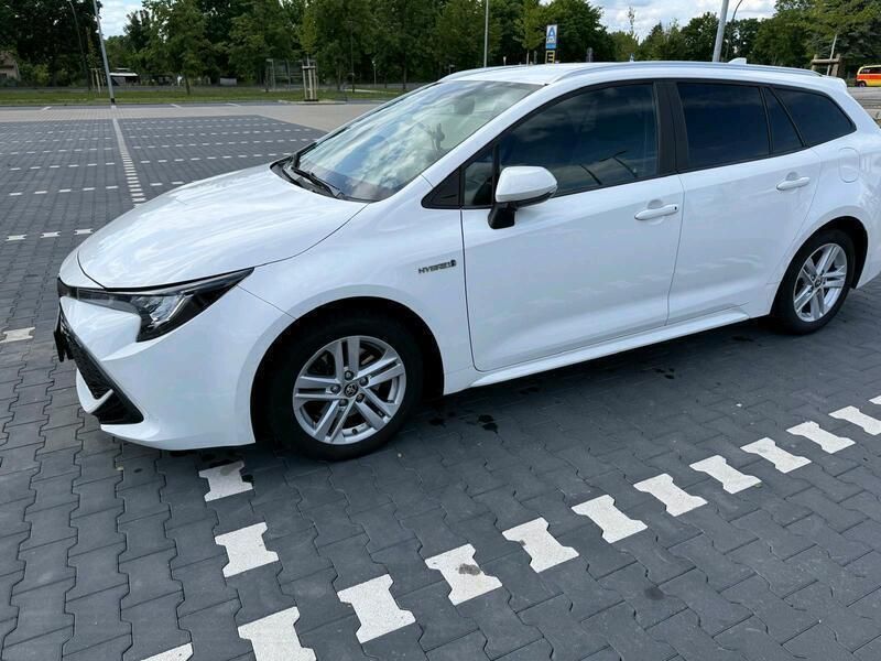 Weiß Gebraucht 2021 Toyota Corolla Comfort Kombi | 20.000 € (Superpreis) - Bild 1/4