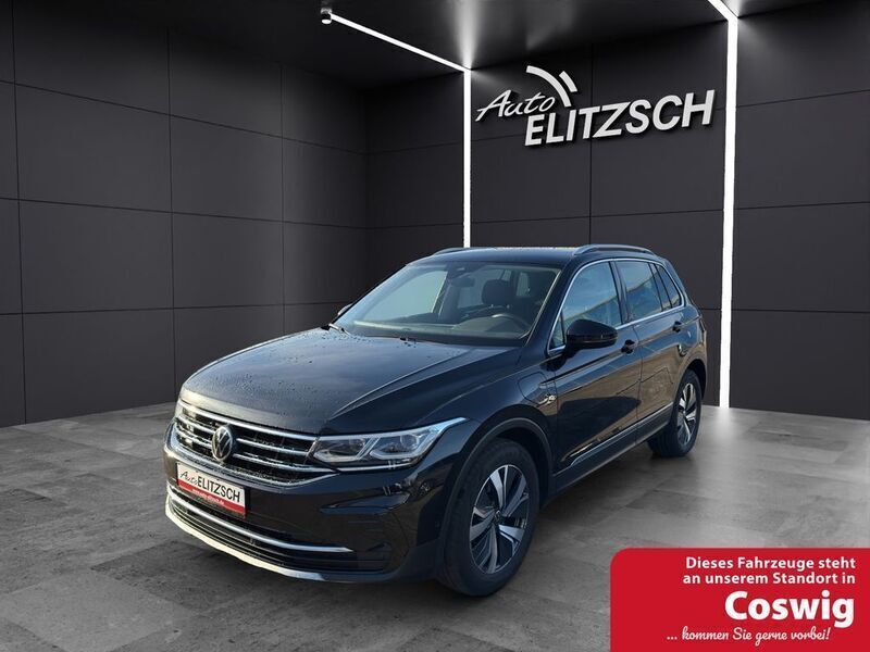 Schwarz Gebraucht 2021 VW Tiguan Elegance SUV | 24.880 € (Guter Preis) - Bild 1/4