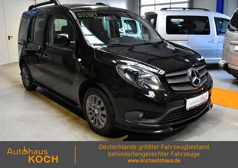 Gebraucht Mercedes Citan 112 Edition 114 PS (83 kW) 2018 Schwarz Kombi