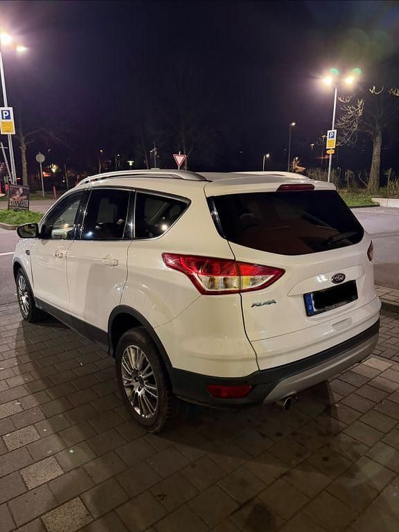 Gebraucht Ford Kuga SYNC Edition 150 PS (110 kW) 2014 Weiß SUV
