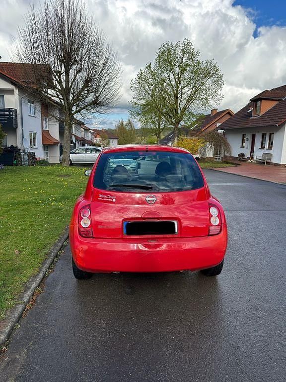 Gebraucht Nissan Micra Acenta 65 PS (47 kW) 2005 Rot Limousine