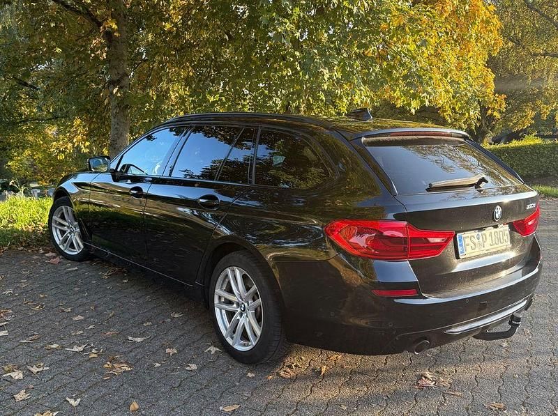 Gebraucht BMW 530 Sport Line 265 PS (194 kW) 2020 Schwarz Limousine