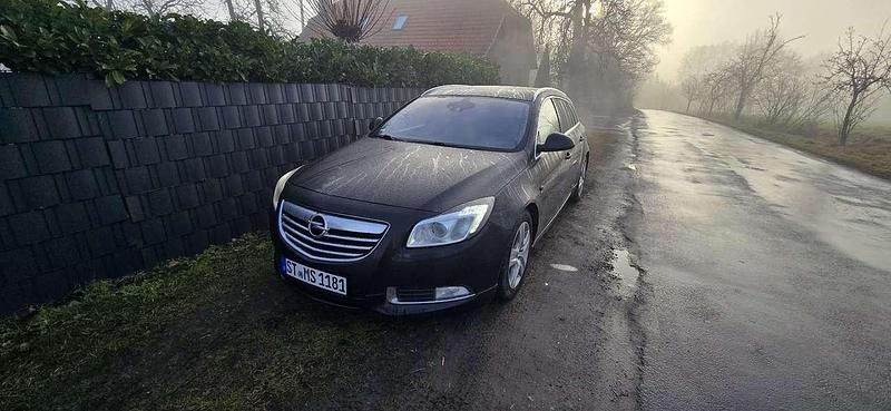 Gebraucht Opel Insignia Innovation 160 PS (117 kW) 2011 Kombi