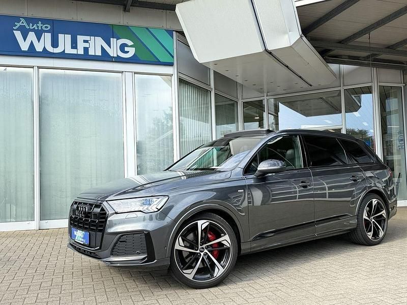 Daytonagrau perleffekt Gebraucht 2023 Audi Q7 Competition SUV | 83.890 € (Teuer) - Bild 1/4