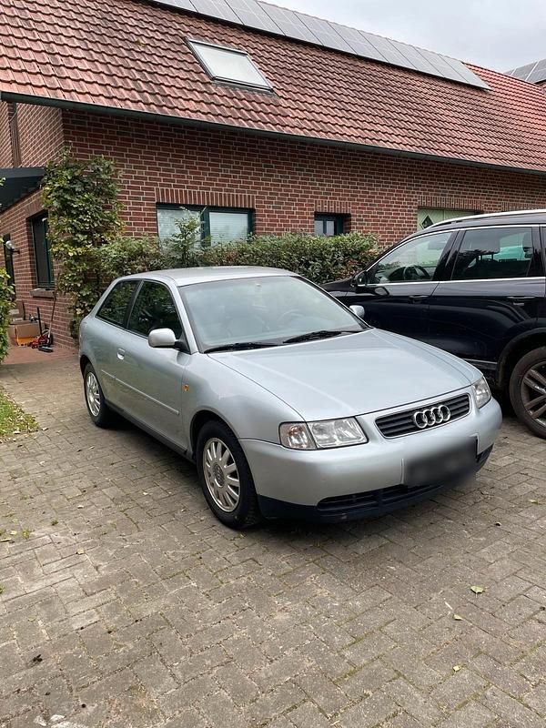 Silber Gebraucht 1999 Audi A3 Kleinwagen | 500 € (Guter Preis) - Bild 1/4