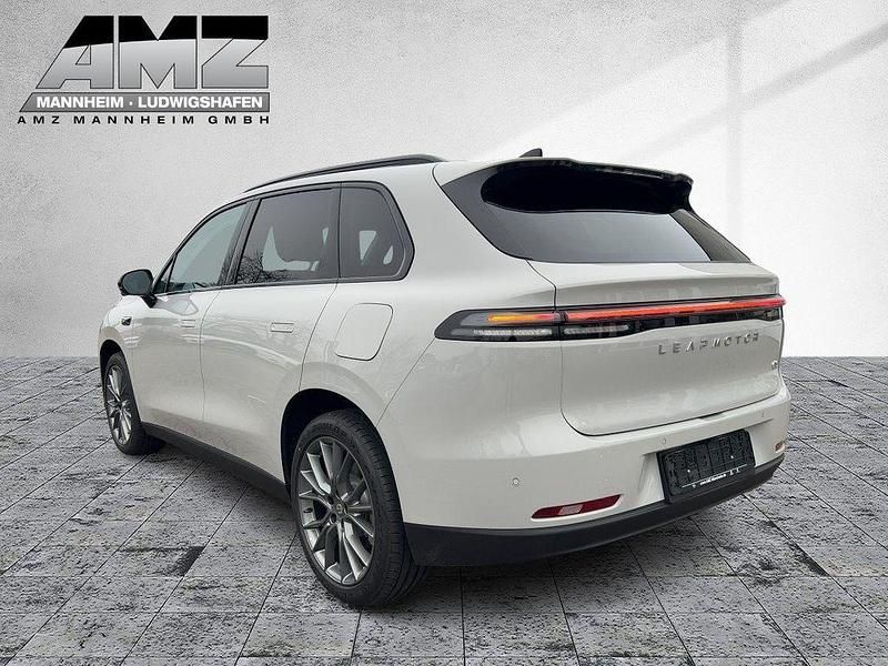 Gebraucht Leapmotor C10 215 PS (158 kW) 2025 Tundra grey SUV