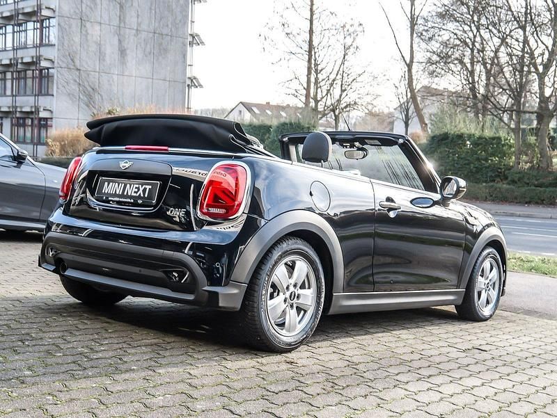 Gebraucht Mini ONE 102 PS (75 kW) 2021 Schwarz Kleinwagen