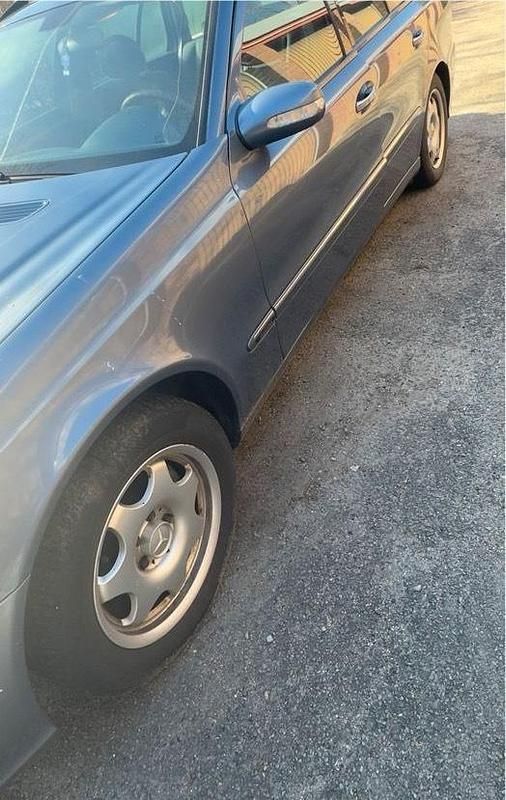 Gebraucht Mercedes 280 177 PS (130 kW) 2004 Blau Kombi