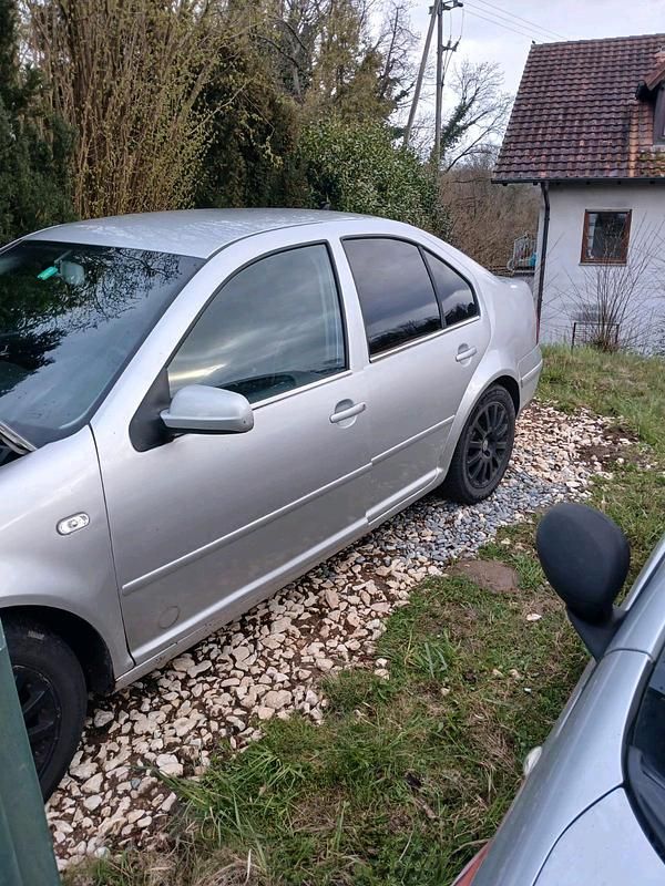 Gebraucht VW Bora 116 PS (85 kW) 2000 Silber Limousine